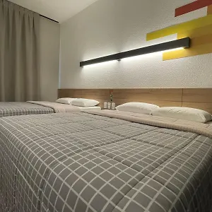 3* Hotel 10